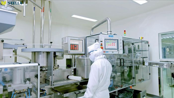 Dây chuyền sản xuất dược hiện đại – minh chứng cho ngành dược Việt Nam có nhiều bước phát triển. Ảnh: Cục QLD