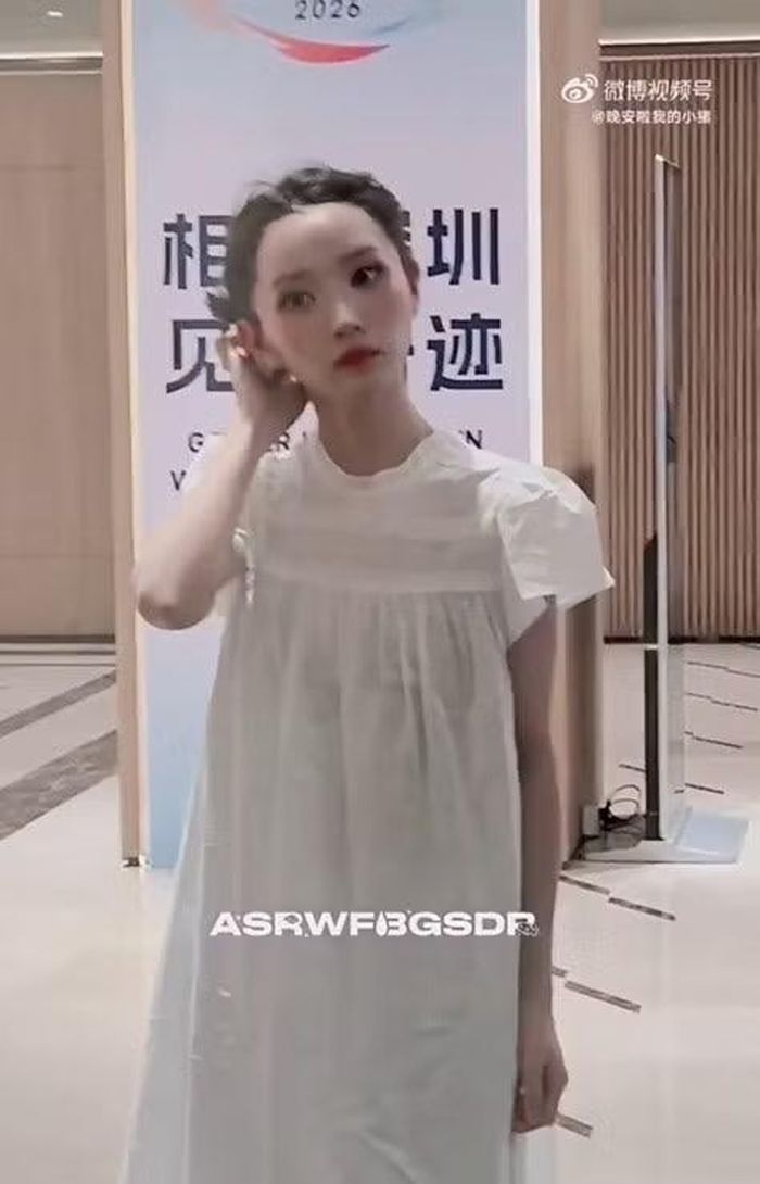 Có ai nhận ra đây là Điền Hi Vi?