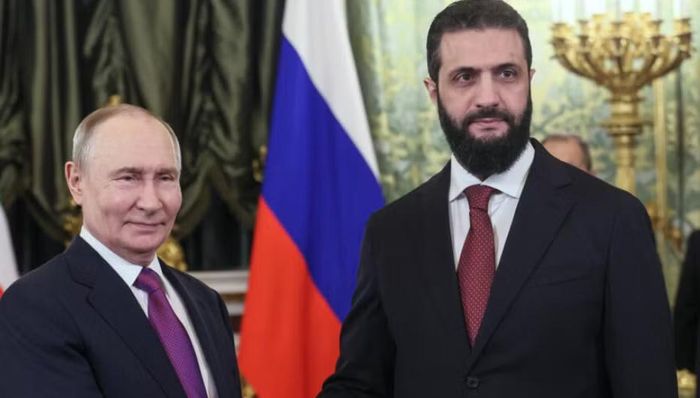 Trong chuyến thăm hồi tháng 1, ông Putin khẳng định Nga và Syria đã đạt nhiều tiến triển trong khôi phục quan hệ song phương, trong khi ông Sharaa đánh giá cao vai trò của Nga tại Syria và khu vực.
