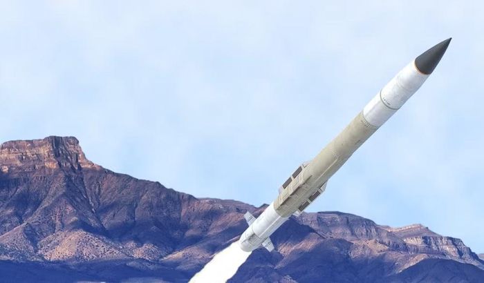 Trên trang web chính thức của Lockheed Martin, PAC-3 ACE được mô tả là một tên lửa đánh chặn chi phí thấp, được thiết kế để chống lại nhiều mối đe dọa từ trên không. Đặc biệt, nó được dùng để chống lại tên lửa hành trình, tên lửa đạn đạo tầm ngắn và tầm trung.