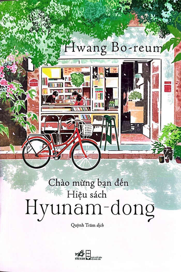  Cuốn Chào mừng bạn đến Hiệu sách Hyunam-dong (Welcome to Hyunam-dong Bookshop) bản tiếng Việt. 