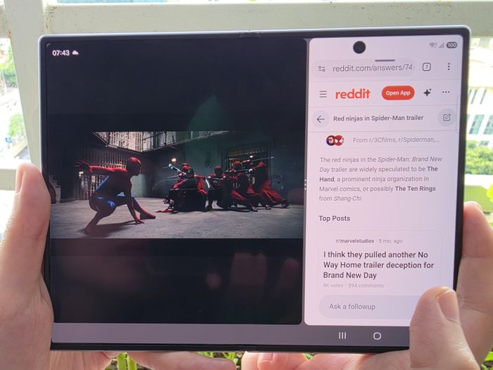 Galaxy Z Fold8 có khả năng xử lý đa nhiệm, hỗ trợ người dùng làm việc và giải trí trên cùng thiết bị.