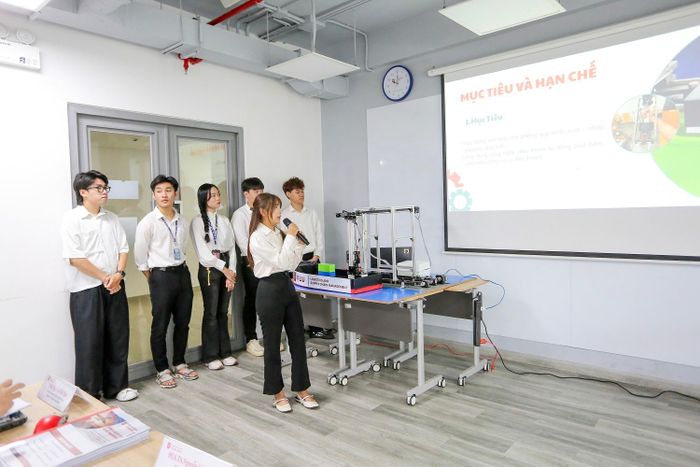  Nhân sự ngành Logistics và Quản lý chuỗi cung ứng cần có tư duy logic cùng khả năng xử lý tình huống linh hoạt. 