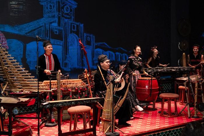 Chương trình biểu diễn nghệ thuật “Chào Show”