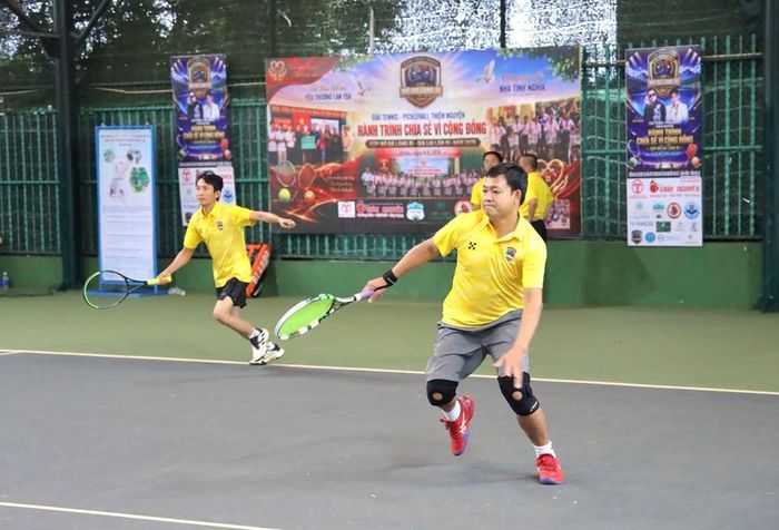 Từ một giải đấu quy tụ những người yêu Tennis và Pickleball, Cúp Mỏ đá làng Bi đang từng bước tạo nên một hành trình mang nhiều ý nghĩa thiết thực