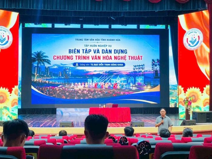Chương trình tập huấn công tác văn hóa cơ sở tại Trung tâm Văn hóa tỉnh Khánh Hòa