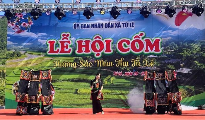 Cuộc thi là điểm nhấn đặc sắc tại Lễ hội Cốm “Hương sắc mùa thu Tú Lệ” năm 2026. Ảnh minh họa: T.L