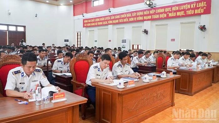 Các đại biểu dự khai mạc Hội thi-Hội thao.
