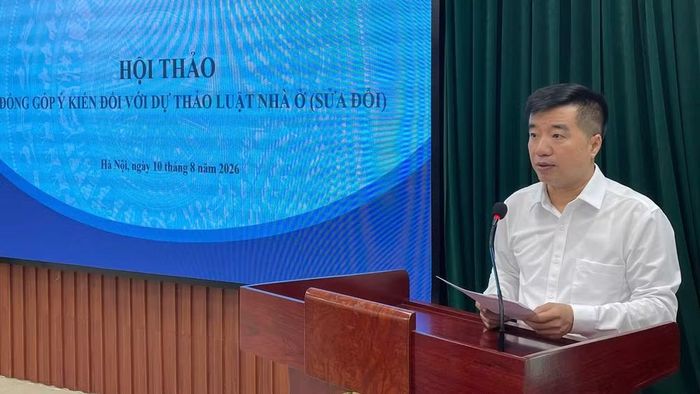 Thạc sĩ Nguyễn Quyết Chiến, Tổng Thư ký Liên hiệp các Hội Khoa học và Kỹ thuật Việt Nam phát biểu tại hội thảo. (Ảnh: BÍCH LIÊN)