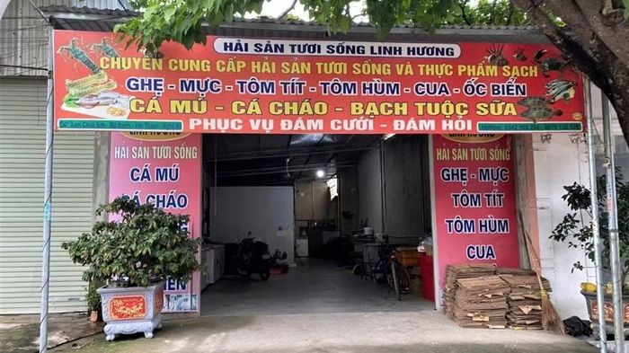 Phạm Thị Hương thuê nhà mở 1 cửa hàng buôn bán hải sản nhằm tạo vỏ bọc cho hoạt động huy động vốn. (Ảnh: HẬU HẠNH)
