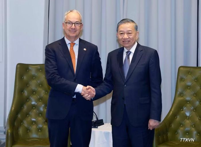Tổng Bí thư, Chủ tịch nước Tô Lâm tiếp ông Nicholas Moore, Đặc phái viên của Chính phủ Australia về Đông Nam Á.