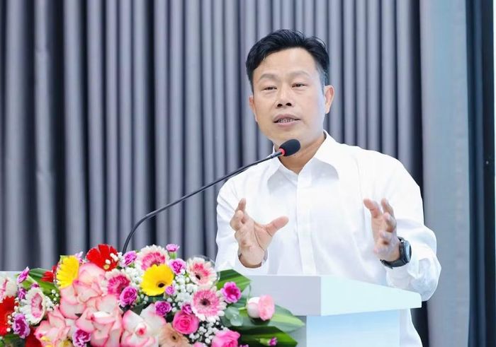 Thứ trưởng Giáo dục và Đào tạo Lê Quân phát biểu khai mạc. (Ảnh: Nguyễn Mạnh)