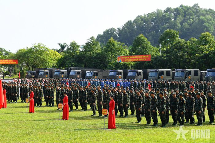Quang cảnh lễ khai mạc.