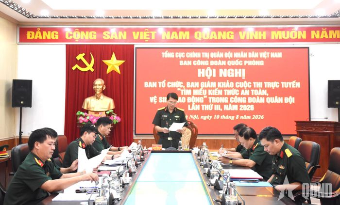  Quang cảnh hội nghị.