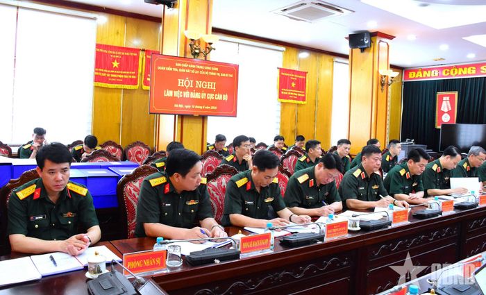 Các đại biểu dự hội nghị.