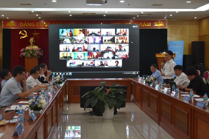  Quang cảnh hội thảo. Ảnh: TIÊU NGUYỄN