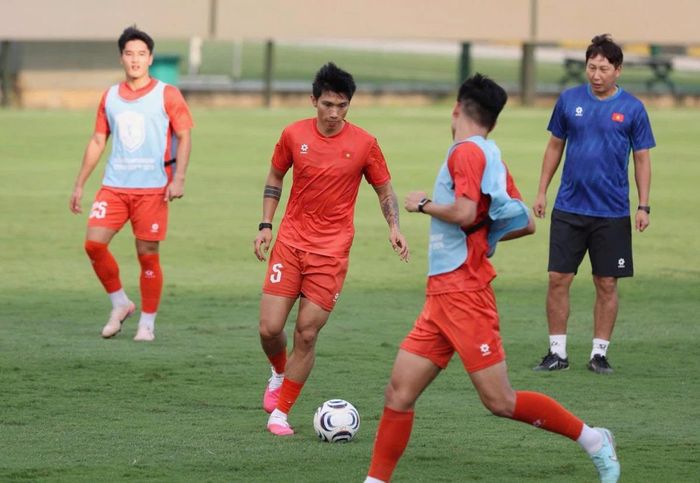 Trước trận bán kết lượt đi, thầy trò HLV Kim Sang-sik có hơn một tuần để hiệu chỉnh các “sai số” xuất hiện ở vòng bảng.