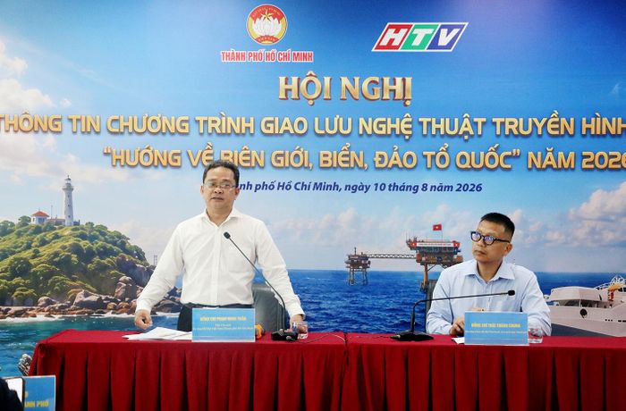  Phó Chủ tịch Ủy ban MTTQ Việt Nam TPHCM Phạm Minh Tuấn phát biểu. Ảnh: TIỂU TÂN 