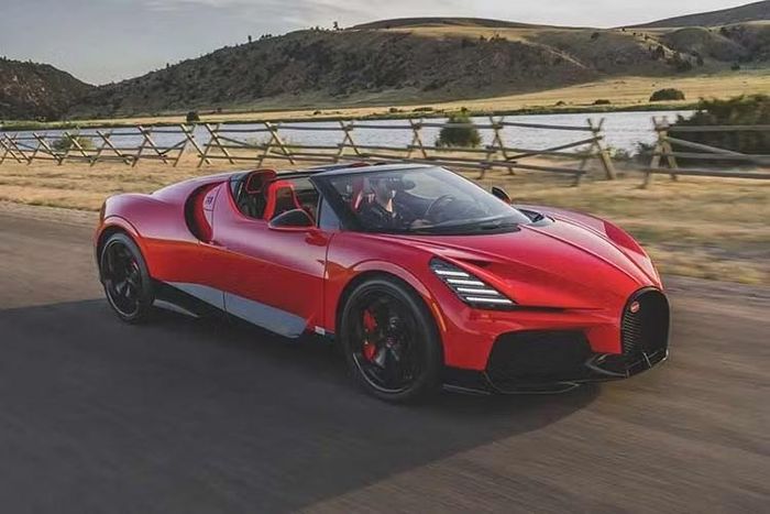 Sẽ chỉ có tổng cộng 99 chiếc Mistral được Bugatti sản xuất và hiện chiếc xe cuối cùng cũng đã lăn bánh khỏi nhà máy đã khép lại một chương rực rỡ chon dòng xe này cùng động cơ W16, đồng thời mở ra một hành trình công nghệ đầy hứa hẹn cho biểu tượng tốc độ nước Pháp.