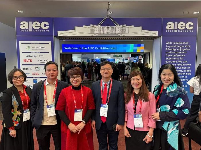 Đoàn công tác của Bộ GD&ĐT dự Hội nghị giáo dục quốc tế tại Australia tháng 10/2025.