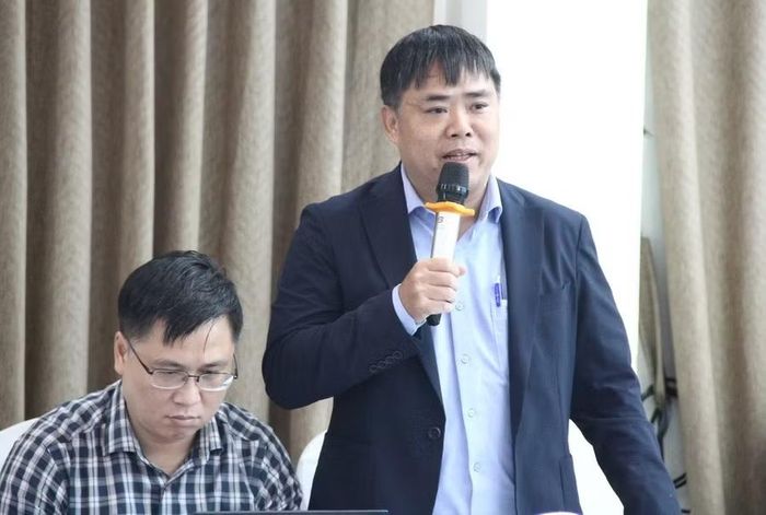 Đại diện cơ sở giáo dục đại học phát biểu thảo luận.