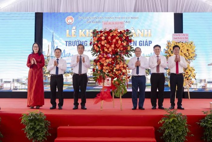 TPHCM đưa vào sử dụng Trường THPT Võ Nguyên Giáp trước thềm năm học mới.
