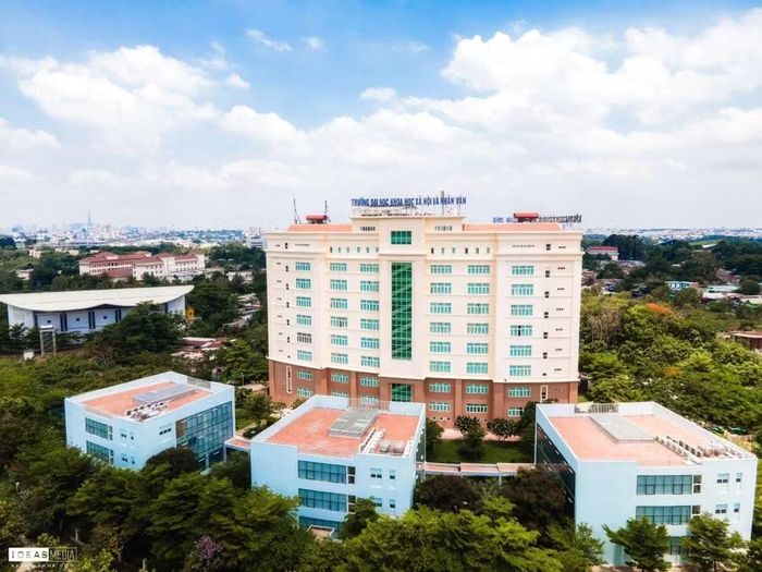 Trường Đại học Khoa học Xã hội và Nhân văn.
