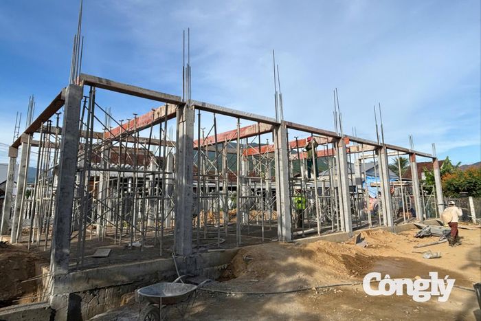 Nhà sinh hoạt cộng đồng kết hợp phòng tránh lũ ở địa bàn xã Hòa Thịnh