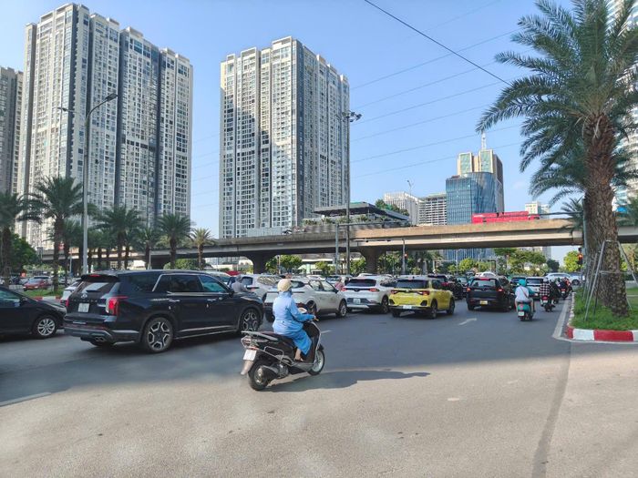 Hà Nội có điểm nhiệt độ lên tới 37,9 độ C.
