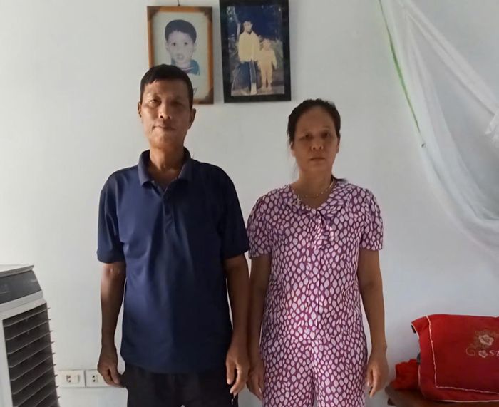 Vợ chồng ông Tình mong ước tìm được con trai út để đoàn tụ gia đình. Ảnh: Gia đình cung cấp