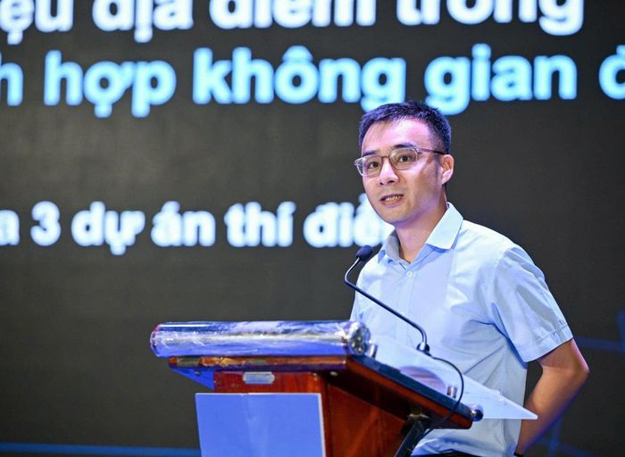 Tiến sỹ Lưu Vĩnh Toàn, kỹ sư của UBS Group cho biết, Thụy Sỹ coi dữ liệu địa chỉ là hạ tầng của quốc gia số, dữ liệu được địa phương cập nhật nhưng được chuẩn hóa ở cấp quốc gia.