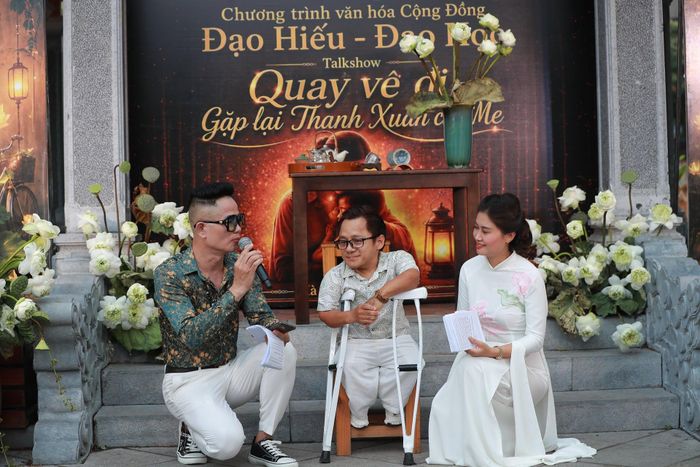 Diễn giả Nguyễn Sơn Lâm chia sẻ tại chương trình
