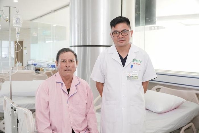  Bệnh nhân sau hành trình điều trị ổ áp xe phổi lớn và 3,5 lít dịch mủ.
