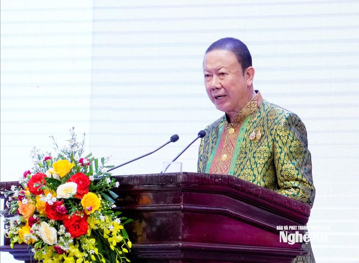 Chủ tịch Hội hữu nghị Thái Lan - Việt Nam Sanan Angubolkul phát biểu tại lễ kỷ niệm. Ảnh: Phạm Bằng