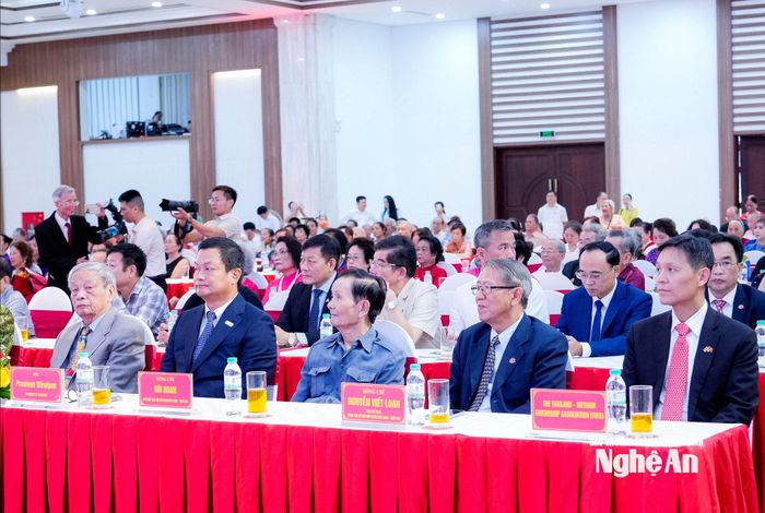 Đại biểu dự lễ kỷ niệm. Ảnh: Phạm Bằng