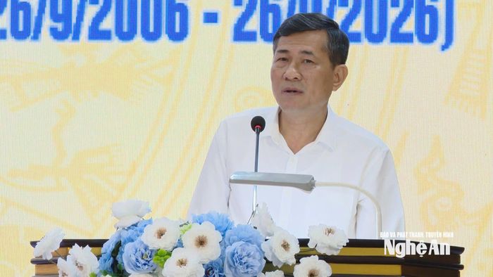 Đồng chí Thái Văn Thành - Phó Chủ tịch UBND tỉnh phát biểu tại buổi lễ. Ảnh: Thanh Nhàn