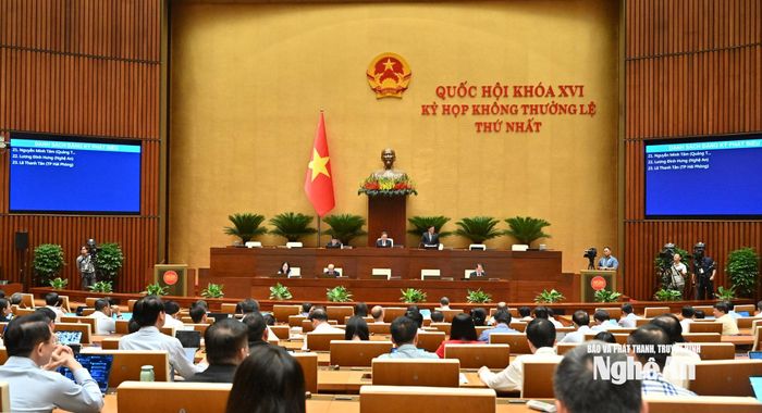 Phiên thảo luận tại hội trường, Kỳ họp không thường lệ thứ nhất, Quốc hội khóa XVI. Ảnh: Viết Chung