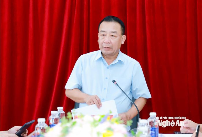 Phó Chủ tịch UBND tỉnh Nguyễn Văn Đệ kết luận cuộc làm việc. Ảnh: Thành Duy