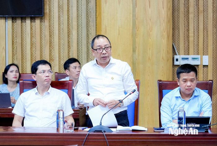 Đại diện Tập đoàn Sun Group phát biểu tại cuộc họp. Ảnh: Phạm Bằng