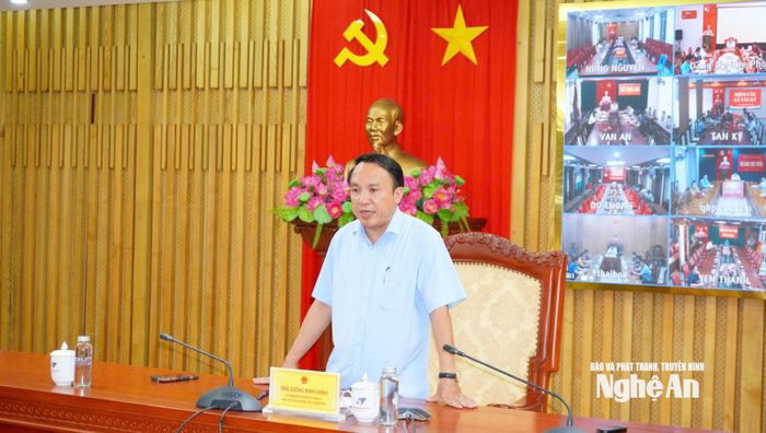 Đồng chí Dương Đình Chỉnh kết luận buổi làm việc. Ảnh: Phan Trung Tú