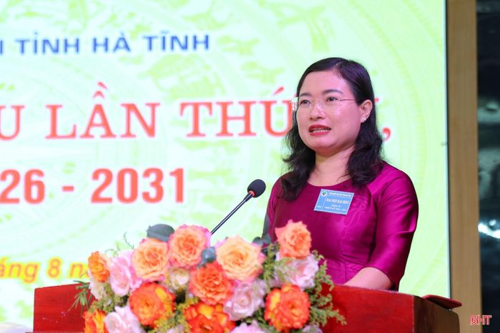 Phó Chủ tịch UBND tỉnh Nguyễn Thị Nguyệt phát biểu tại đại hội.