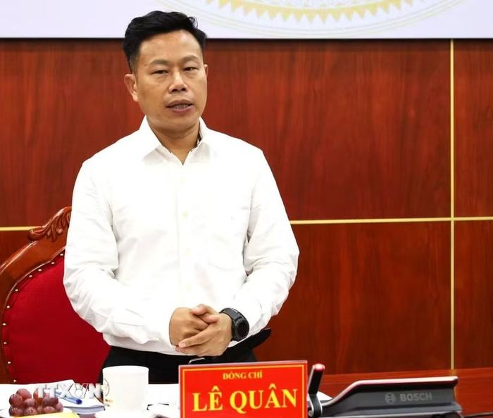Thứ trưởng Bộ Giáo dục và Đào tạo Lê Quân phát biểu tại buổi làm việc. (Ảnh: Tuấn Kiệt/TTXVN)