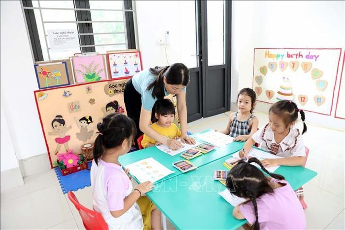 Trường Mầm non Tam Chúc, phường Tam Chúc, được thành lập ngày 11/2/2026 trên cơ sở sáp nhập Trường Mầm non Khả Phong và Trường Mầm non Thụy Lôi.