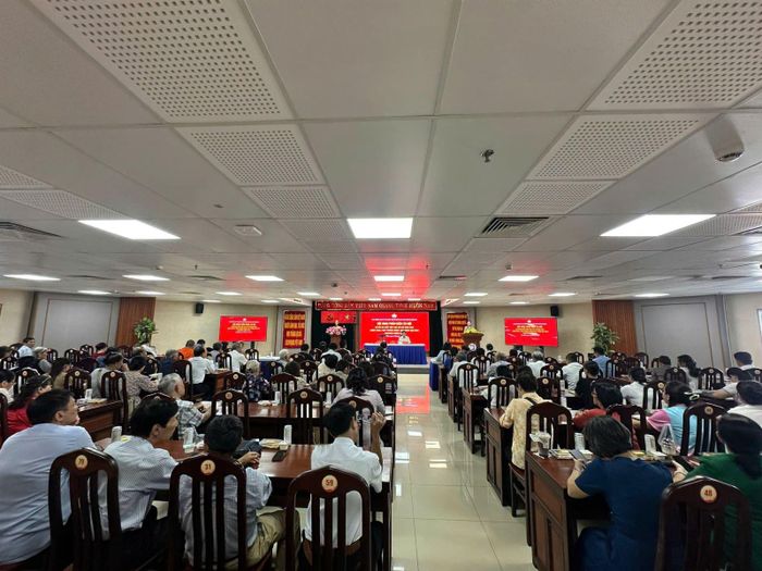 Hội nghị lấy ý kiến về các phương án sắp xếp các cơ sở giáo dục mầm non, phổ thông công lập trên địa bàn phường Xuân Hòa.