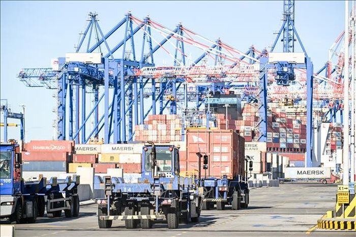 Cảng hàng hóa Gdansk, Ba Lan. Ảnh: PAP/TTXVN