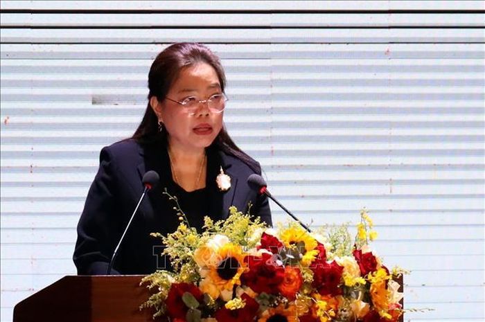 Tổng Lãnh sự Thái Lan tại TP Hồ Chí Minh Wiraka Moodhitaporn phát biểu tại lễ kỷ niệm. Ảnh: Trần Lê Lâm/TTXVN