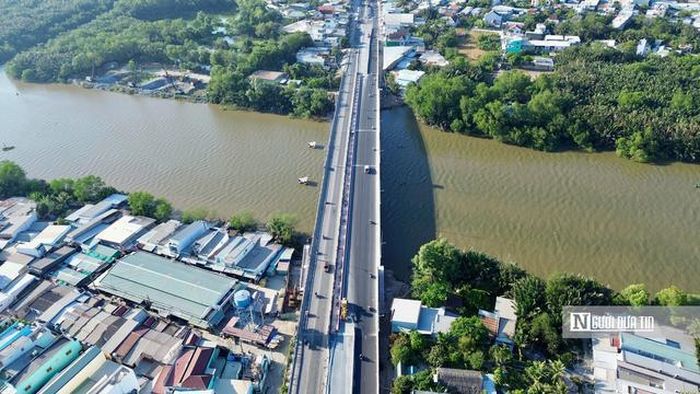 Cũng theo Ban Giao thông, dự án mở rộng Quốc lộ 50 dự kiến hoàn thành vào quý II năm 2026, tuy nhiên do vướng mắc về giải phóng mặt bằng nên chưa thể hoàn thành. Hiện vướng mắc này đã được xử lý. Dự kiến, cuối quý III năm 2026, dự án mở rộng Quốc lộ 50 sẽ hoàn thành và đưa vào khai thác.