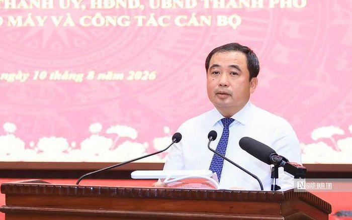 Bí thư Thành ủy Hà Nội Trần Đức Thắng phát biểu tại hội nghị.