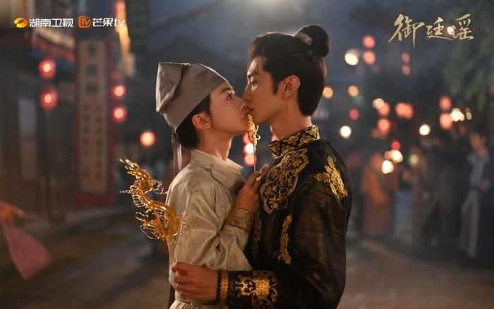 Mối quan hệ giữa nam chính và nữ chính cũng nhận về không ít ý kiến trái chiều. Ảnh: Weibo