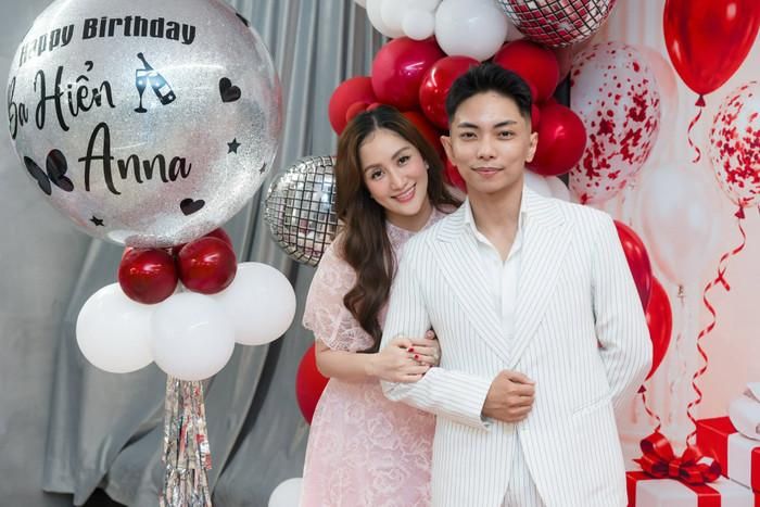 Hôn nhân viên mãn của Khánh Thi và Phan Hiển.